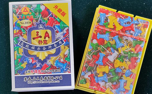 卡若扑克批发采购指南与产品质量识别要点解析